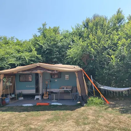 Limette Caravan Camping